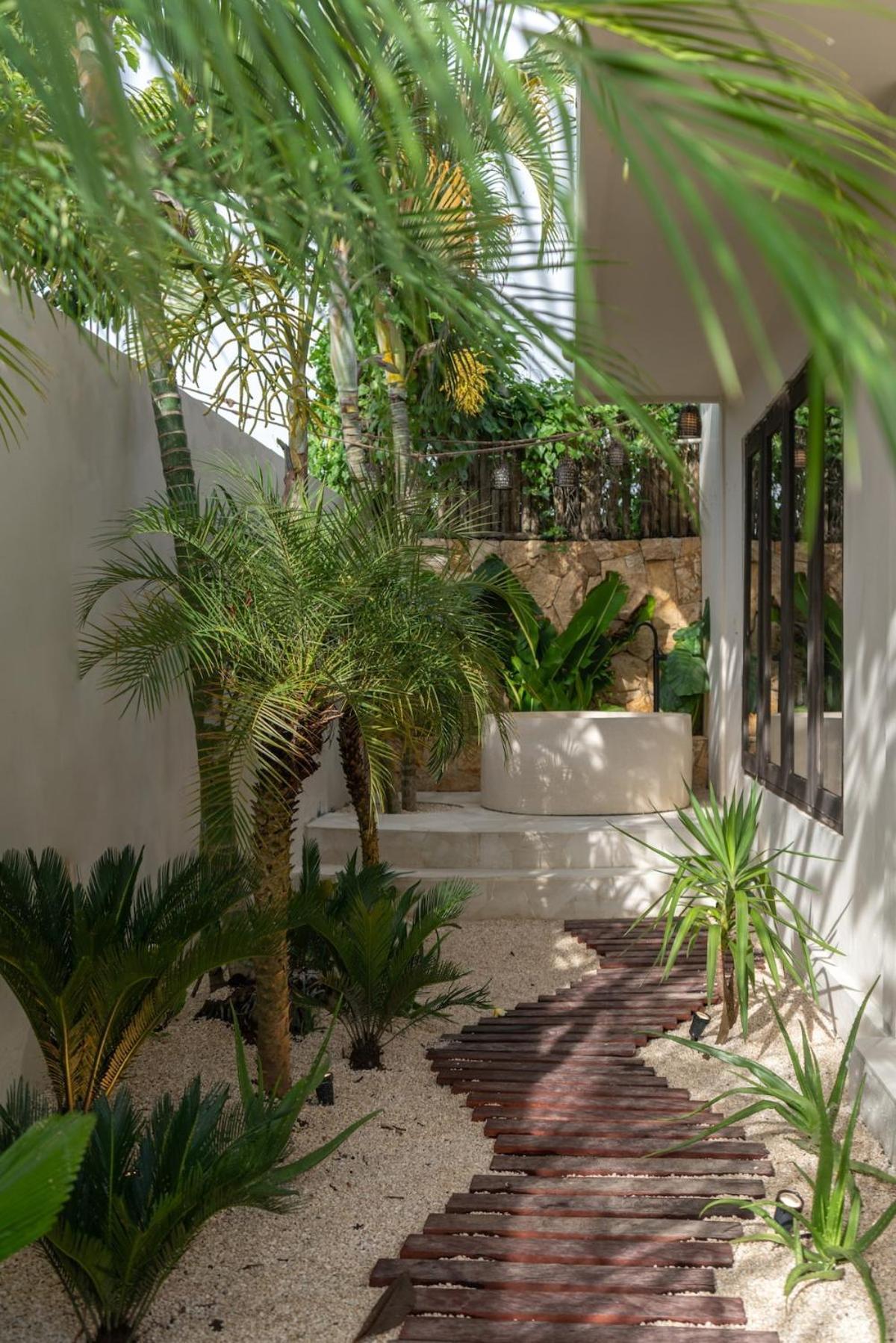 The Jungle - Luxurious & Tropical Concept - 3Br - Central Canggu Экстерьер фото